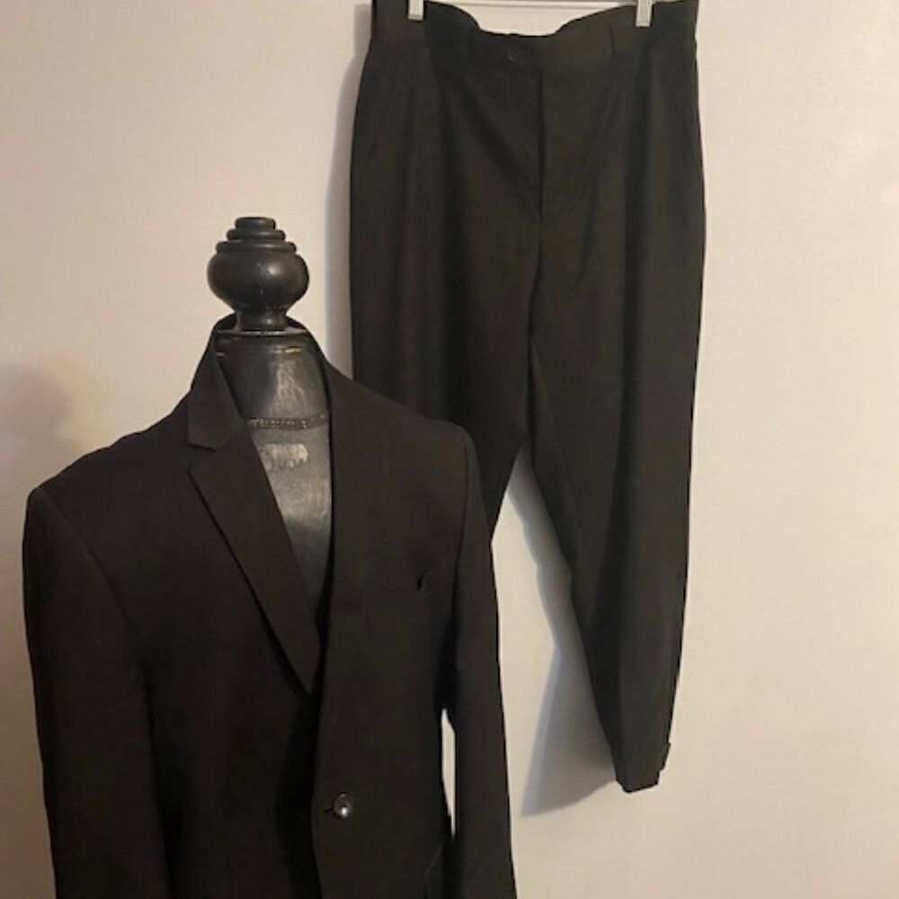 Mazari Black/Orange windowpane suit, size 46